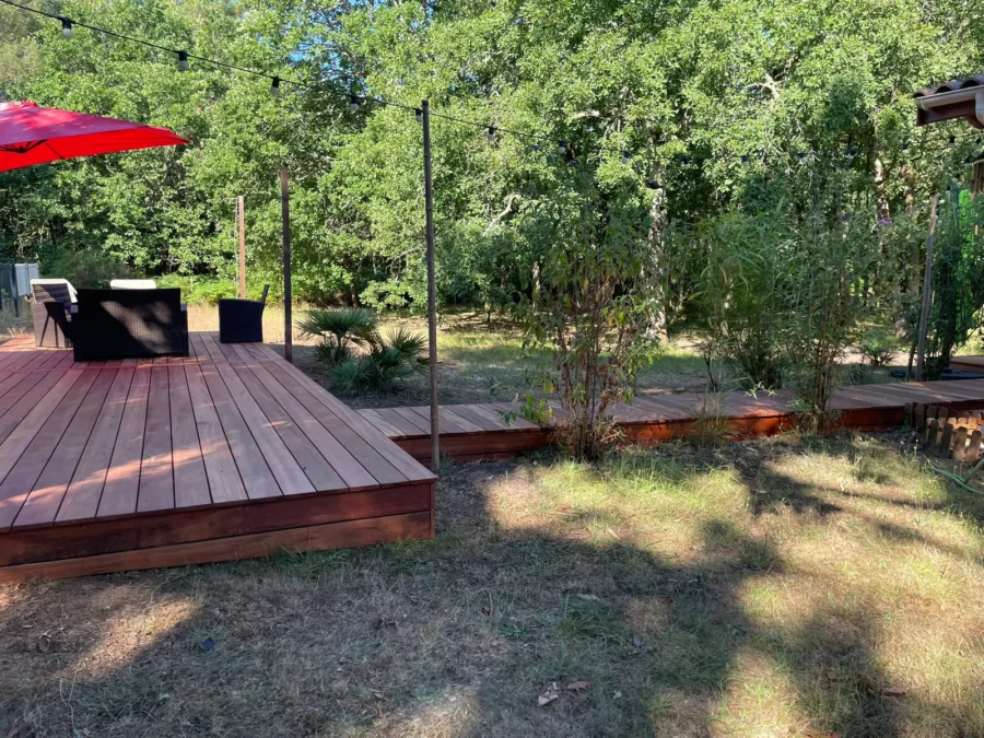 Terrasse en muiracatiara sur deux plateformes — photo 4 sur 8